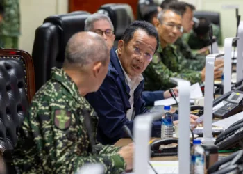 El ministro de Defensa Nacional, Wellington Koo, declaró el 30 de diciembre de 2025 que las acciones provocadoras del EPL amenazan la estabilidad regional y el tráfico civil. Créditos: MND R.O.C.