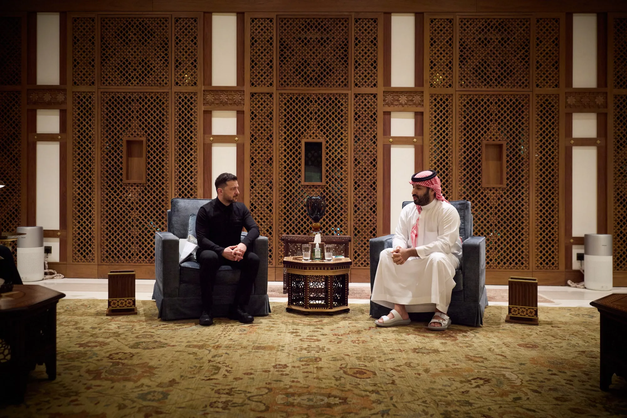 Ucrania firmó un acuerdo de defensa con Arabia Saudita para cooperar en drones y defensa aérea en medio de los ataques de Irán en el Golfo. Créditos: Cuenta X de Volodymyr Zelenskyy.