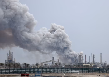 Guerra en Iran. Ataque a refinerias. Creditos/Archivo.