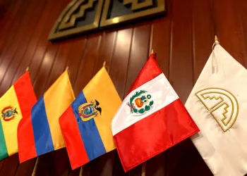 Banderas de los firmantes de los Acuerdos de Cartagena.
