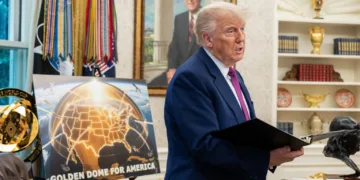 El presidente Trump anuncia el sistema de defensa antimisiles «Golden Dome». Créditos: The White House Gallery.