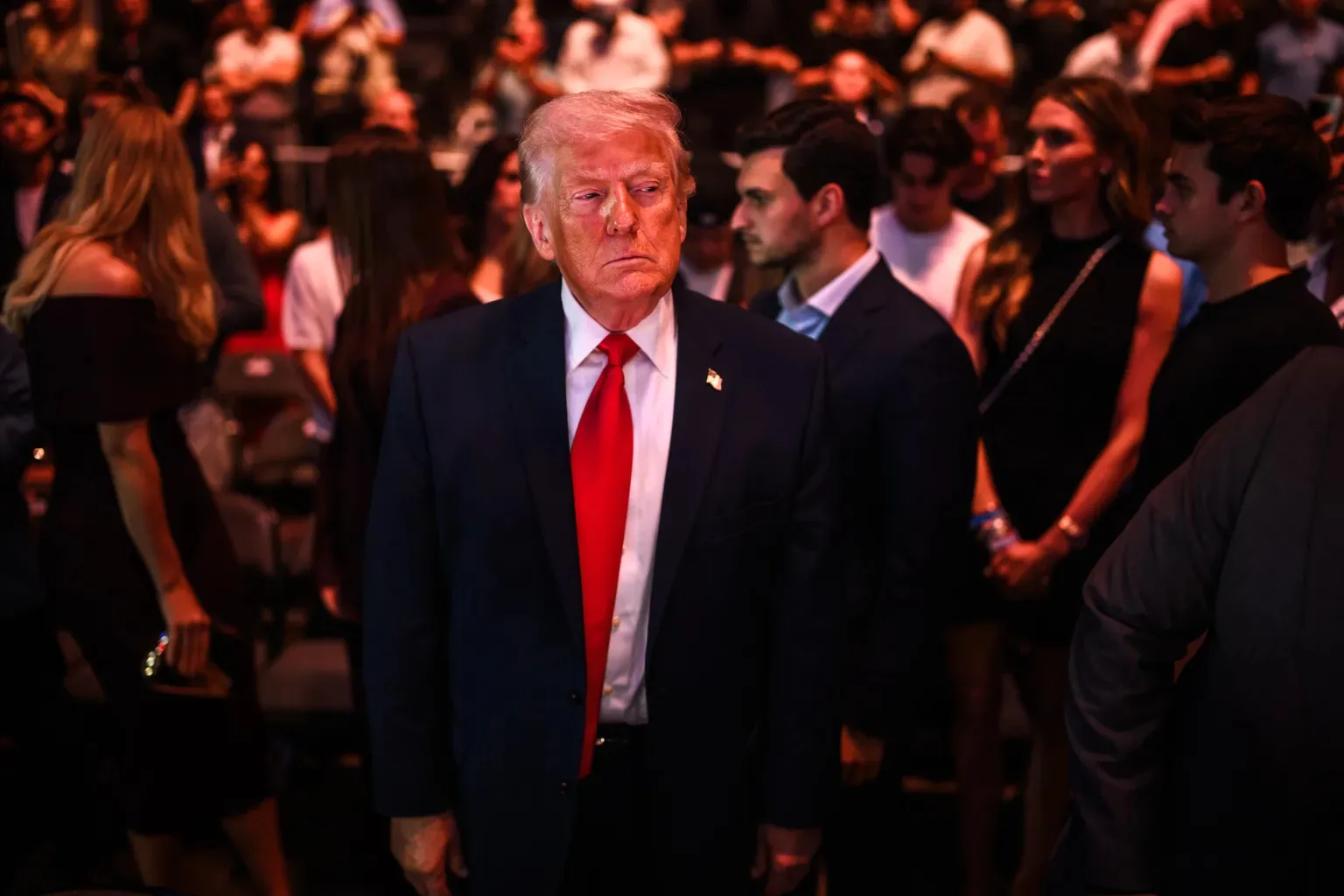 Tras varios días de presión diplomática iraní, el presidente Trump anuncia un alto el fuego de 10 días en Líbano, que comienza a las 17:00 EST (00:00 hora local). Créditos: La Casa Blanca Galería.