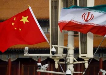 Banderas de China e Irán