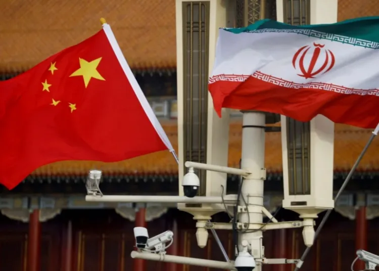 Banderas de China e Irán