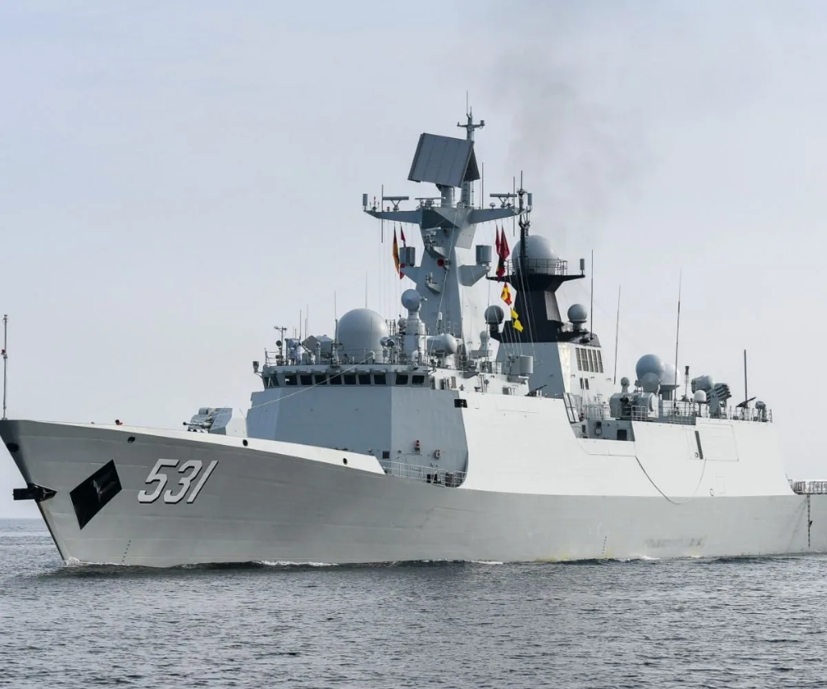 Fragata china