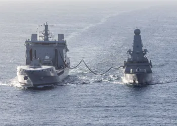 Tras una intensa fase de preparación, el HMS Dragon se encuentra ahora en el Mediterráneo oriental para comenzar su integración operativa en las defensas de Chipre, 24 de marzo de 2026. Créditos: Royal Navy.