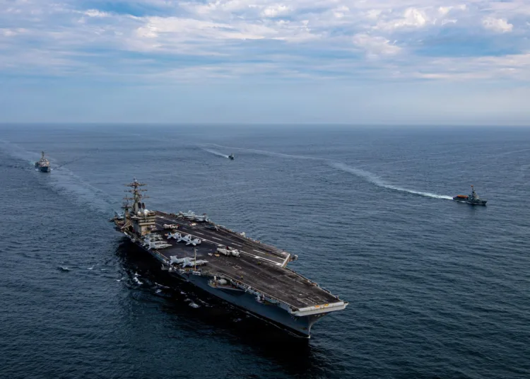 Nimitz está desplegado como parte de Southern Seas 2026, que busca mejorar la capacidad, potenciar la interoperabilidad y fortalecer las asociaciones marítimas con países de toda la región mediante intercambios y cooperación conjuntos, multinacionales e interinstitucionales. Créditos: Armada de los Estados Unidos.
