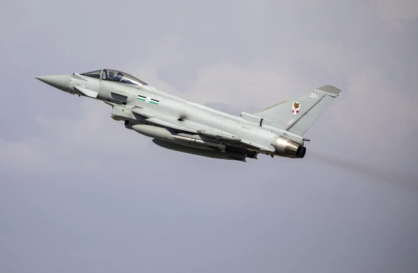 Typhoon de la Real Fuerza Aérea Británica desplegados en Catar. Crédito: RAF