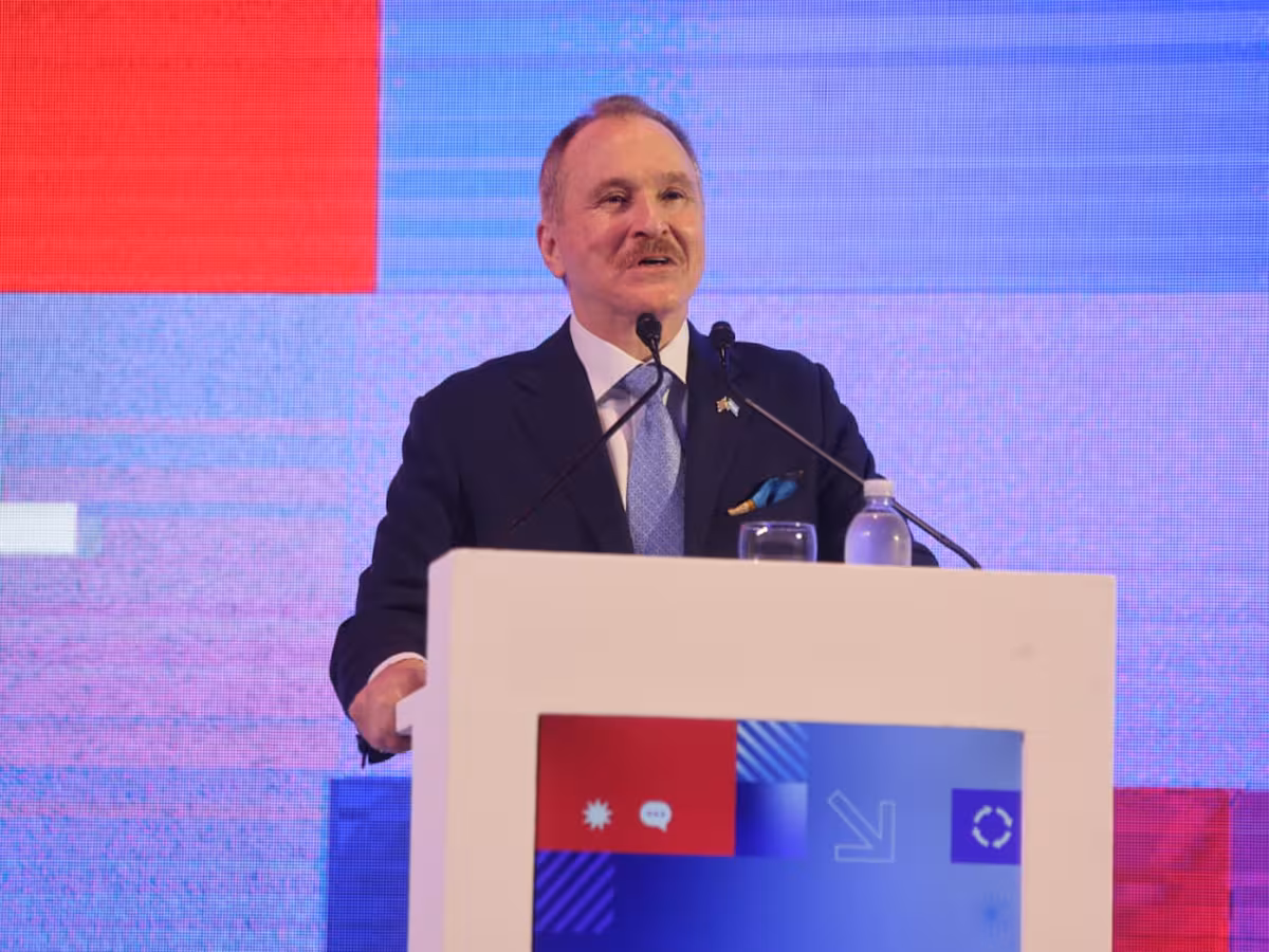 Embajador de Estados Unidos en Argentina, Peter Lamelas