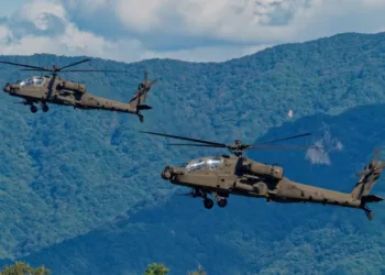 Helicópteros de ataque AH-64E Apache del Ejército de la República de Corea. Crédito: Asian Military Review
