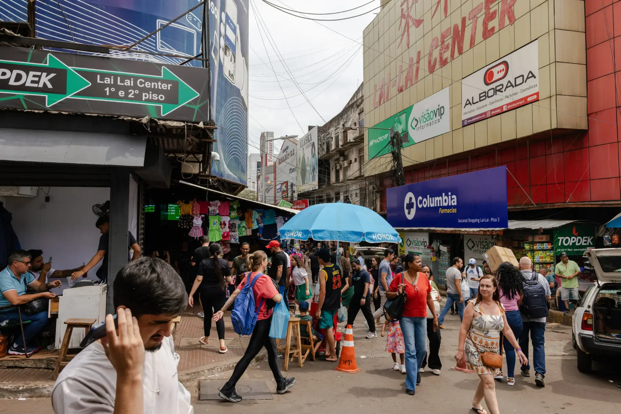 Ciudad del Este, Paraguay, comunidad comercial donde existe una importante influencia y comunidad taiwanesa. The New York Times