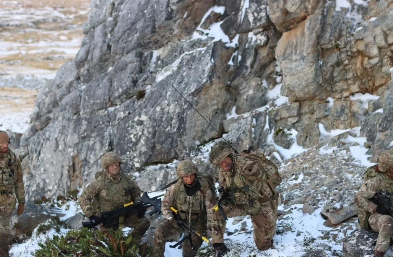 2.º Escuadrón de Apoyo Cercano en el ejercicio militar en las Islas Malvinas. Crédito: 1.º Regimiento RLC