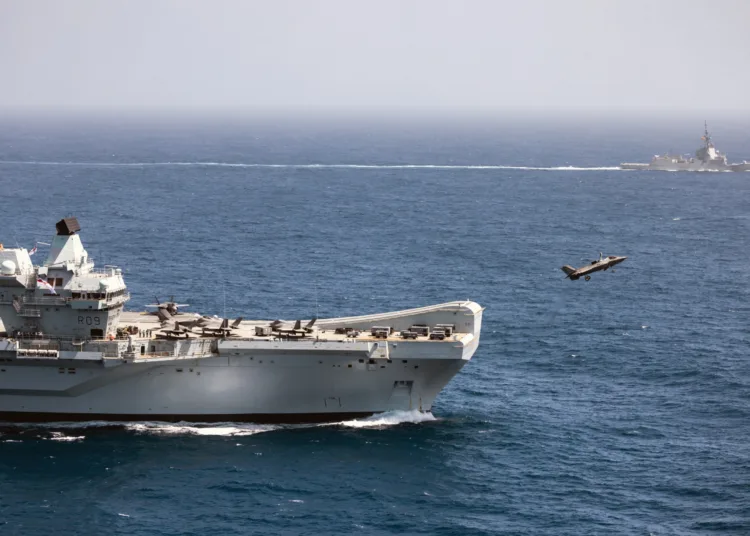 Despliegue del Grupo de Ataque de Portaaviones 2025, liderado por el HMS Prince of Wales, que ha entrado en el Mediterráneo rumbo al Pacífico Occidental. Créditos: Ministerio de Defensa del Reino Unido