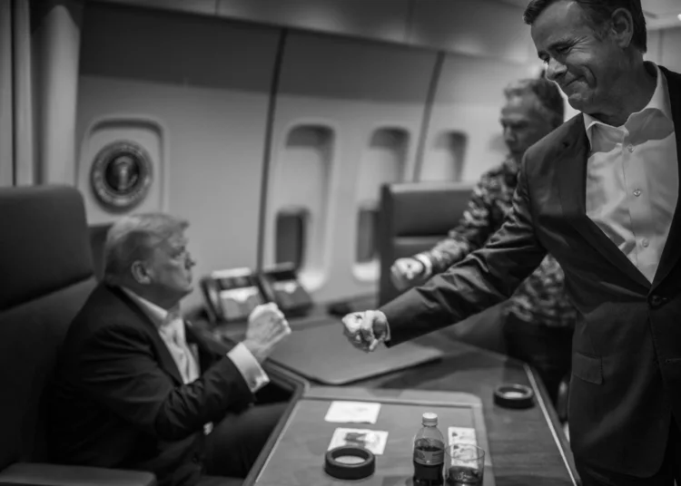 Presidente Donald J. Trump junto al Director de la CIA, John Ratcliffe. Créditos: Casa Blanca.