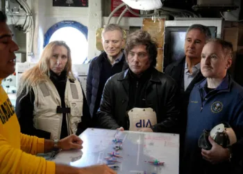 Visita de Javier Milei al portaaviones USS Nimitz para participar en los ejercicios navales Passex 2026, organizados por el Comando Sur de EE.UU. en aguas argentinas cerca de Mar del Plata. Créditos: OPRA.