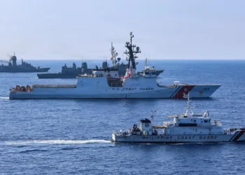 7ª Flota de EE.UU. anuncia la culminación del Evento Marítimo Multilateral Balikatan 2026, donde DESRON 7 y Task Force Ashland completaron entrenamientos de alto nivel junto a Filipinas, Australia, Japón y Canadá para fortalecer la interoperabilidad naval. Créditos: 7ª Flota de EE.UU.