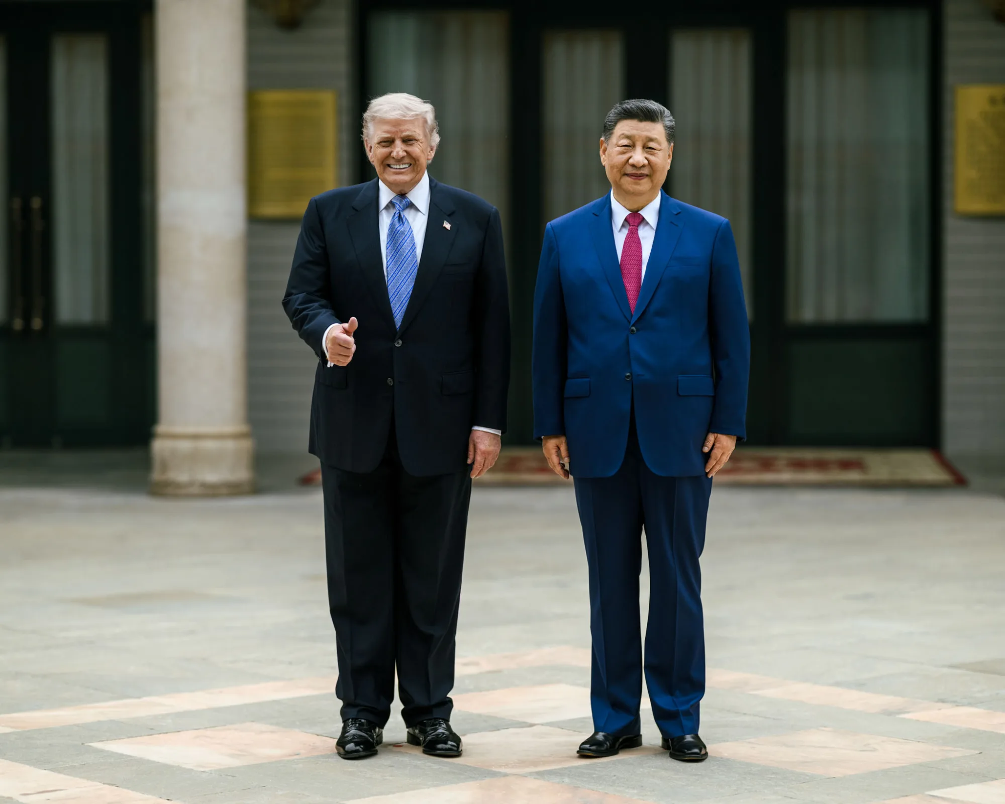 Visita del presidente Trump a Zhongnanhai en Beijing el 15 de mayo de 2026, junto a Xi Jinping. La publicación forma parte de una serie de fotos que destacan la "diplomacia de jardines". Créditos: Casa Blanca.