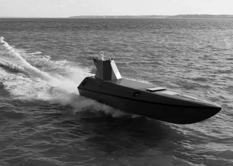 Vehículos de superficie no tripulados de la Real Armada británica. Créditos: Kraken Technology.