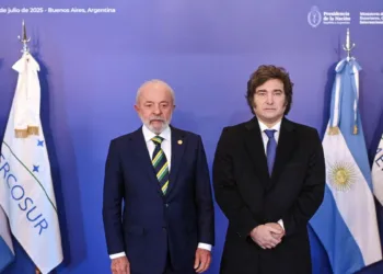 Lula y Milei en la cumbre del Mercosur 2025 Presidencia/NA