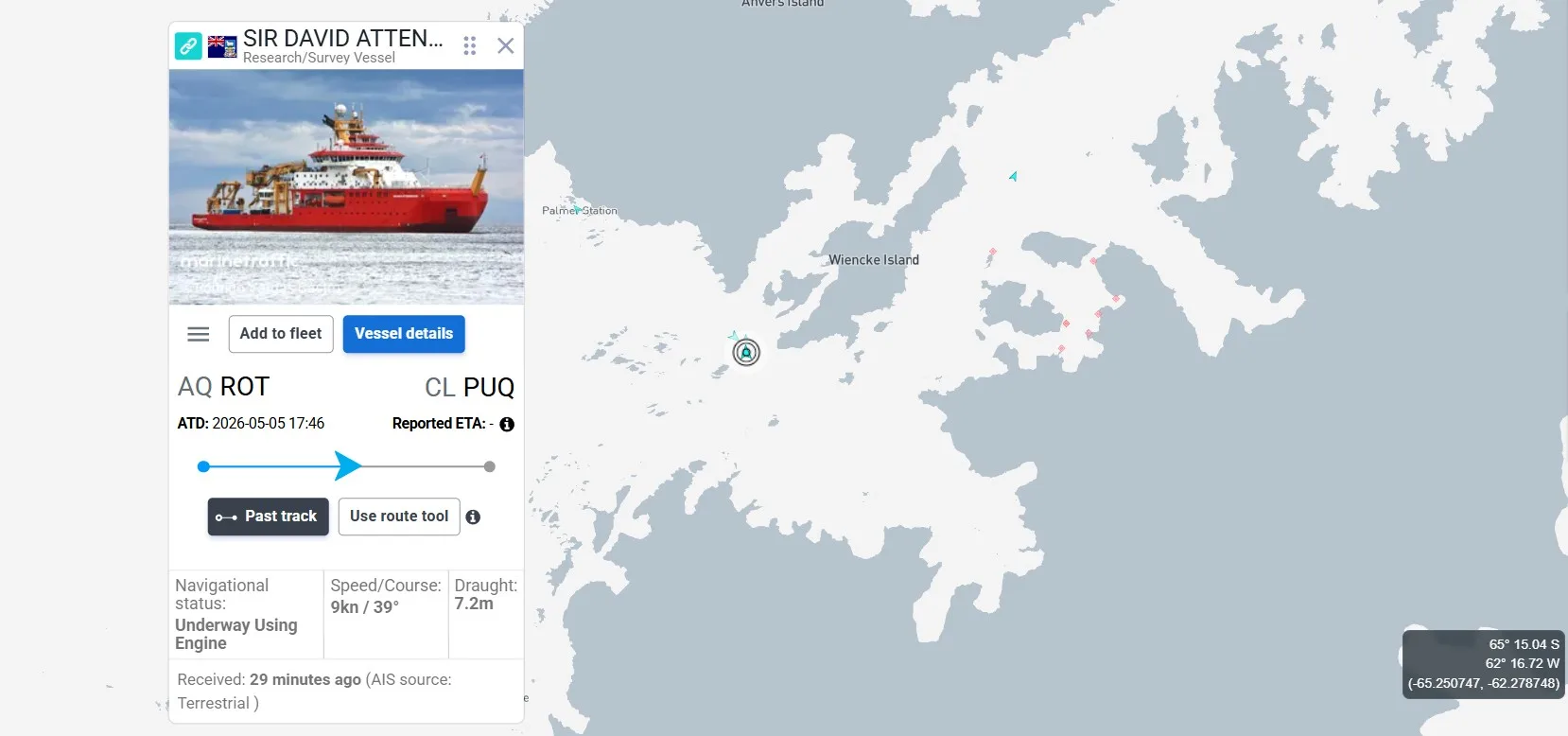 La imagen muestra el seguimiento satelital del rompehielos británico RRS Sir David Attenborough navegando en cercanías de la Península Antártica con rumbo a Punta Arenas. Cr{editos: MarineTraffic.