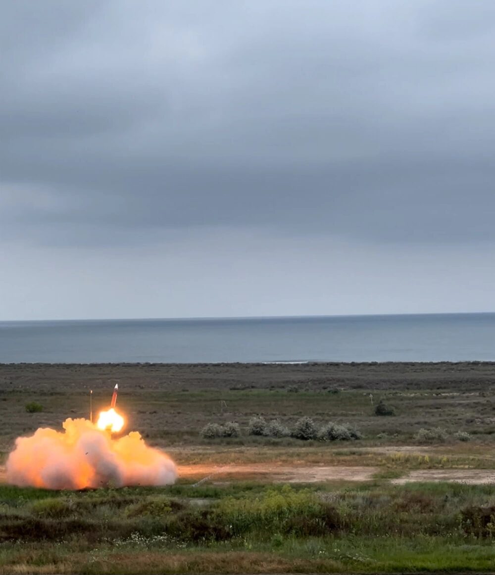 El 14 de junio de 2024, el 74.º Regimiento Patriot de Rumania lanzó un misil Patriot Advanced Capability-2 (PAC-2) en el campo de entrenamiento de Capu Midia, Rumania. Créditos: DVIDS.