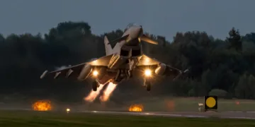 Los aviones Typhoon de la RAF realizarán misiones de defensa aérea sobre Polonia como parte de la misión de la alianza militar para reforzar el flanco oriental en septiembre de 2025. Ministerio de Defensa