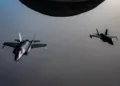 Dos cazas F-35A stealth de la Fuerza Aérea de EE.UU. en patrulla sobre el Medio Oriente. Créditos: CENTCOM.