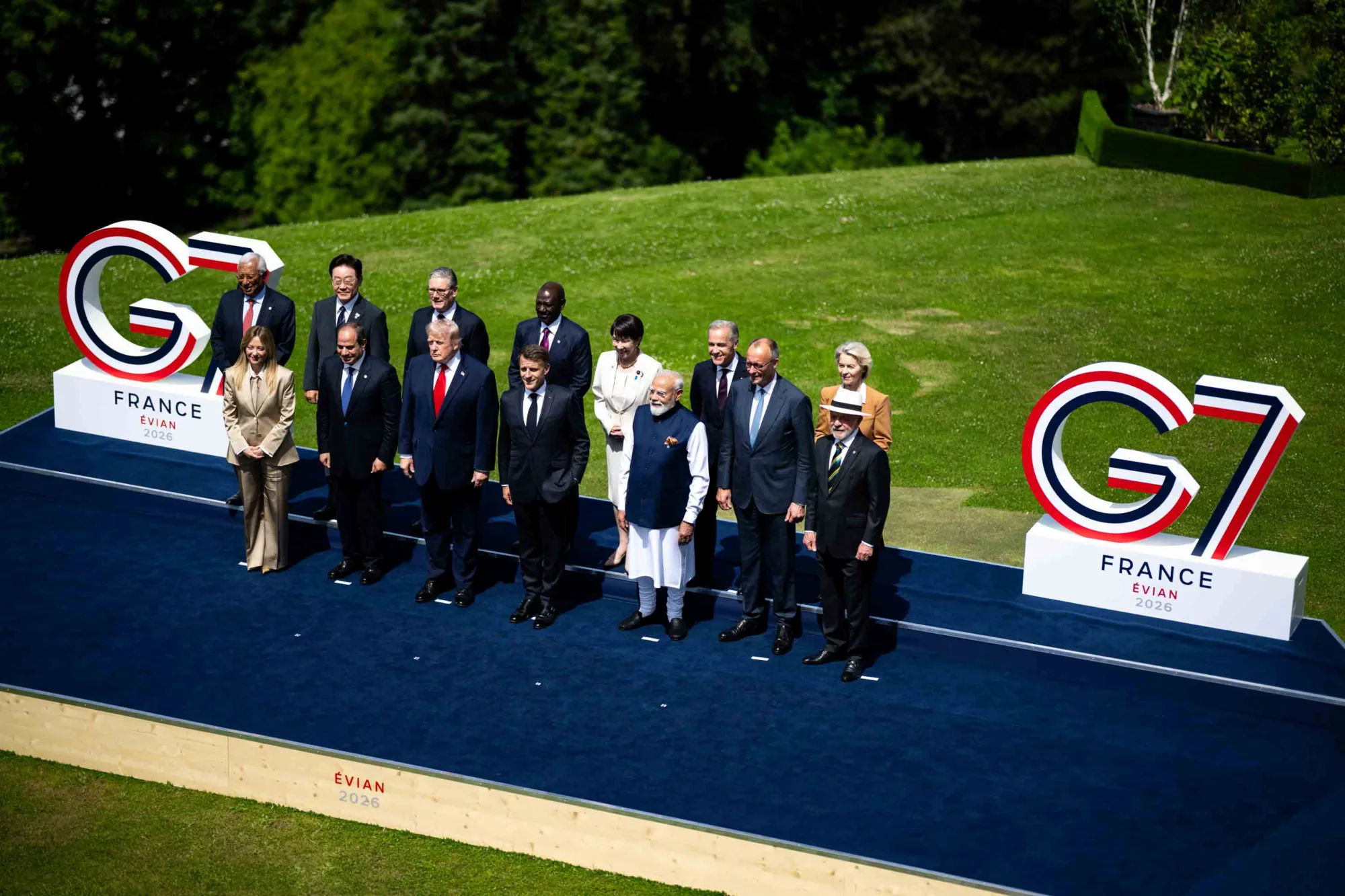 Foto "familiar" oficial del G7 celebrado en Évian, Francia, el 16 de junio de 2026. Créditos: Casa Blanca vía X.
