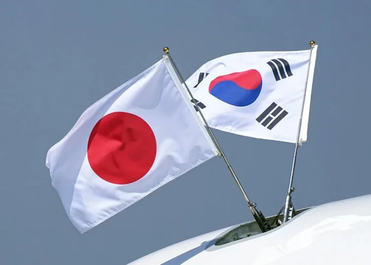 Banderas de Japón y Corea del Sur