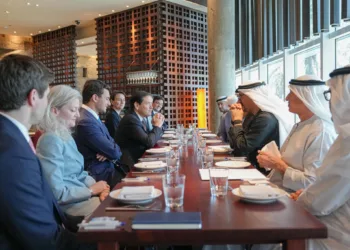 Reunión con el presidente de los Emiratos Árabes Unidos, Mohamed Bin Zayed en Abu Dabi, donde discutieron el Acuerdo de Memorando de Entendimiento del presidente Trump con Irán. Créditos: Marco Rubio.