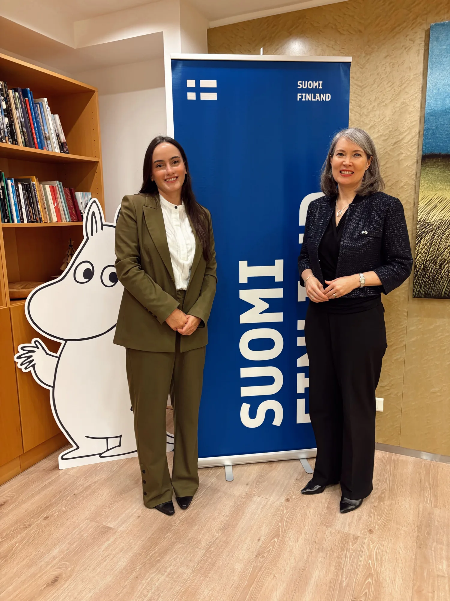 Finlandia apuesta por profundizar su vínculo con Argentina en minería, innovación y cooperación estratégica. Entrevista de la Embajadora de Finlandia Nicola Lindertz. Archivo