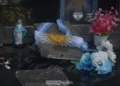 Bandera argentina en el Cementerio de Darwin, Islas Malvinas. Crédito: Alejo Sanchez Piccat / Escenario Mundial