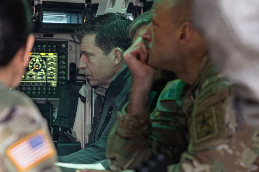 El subsecretario del Ejército visita la 4.ª División de Infantería para asistir a una demostración del NGC2. Créditos: DVIDS.
