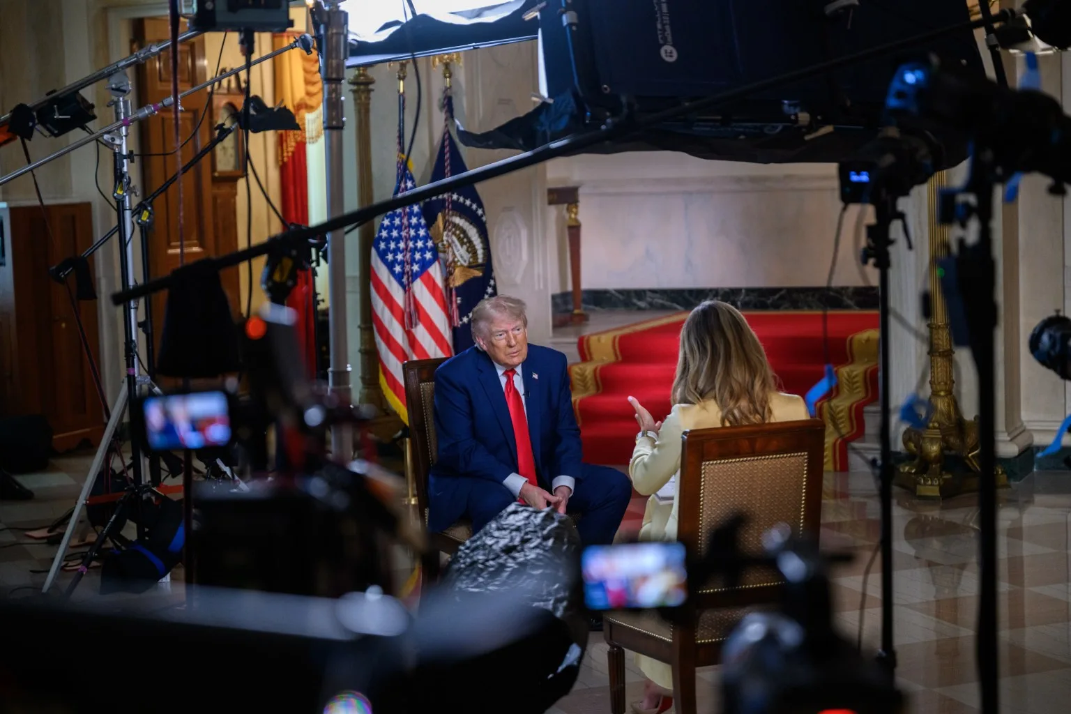 Entrevista del presidente Donald J. Trump con Lara Trump el 28 de mayo de 2026. Créditos: Galería de la Casa Blanca.