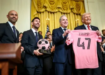 Mundial Política Messi