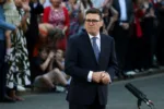 El recién nombrado Primer Ministro de Gran Bretaña, Andy Burnham, pronuncia un discurso frente al número 10 de Downing Street tras asumir el cargo, en Londres, Gran Bretaña, el 20 de julio de 2026. Temilade Adelaja/Reuters