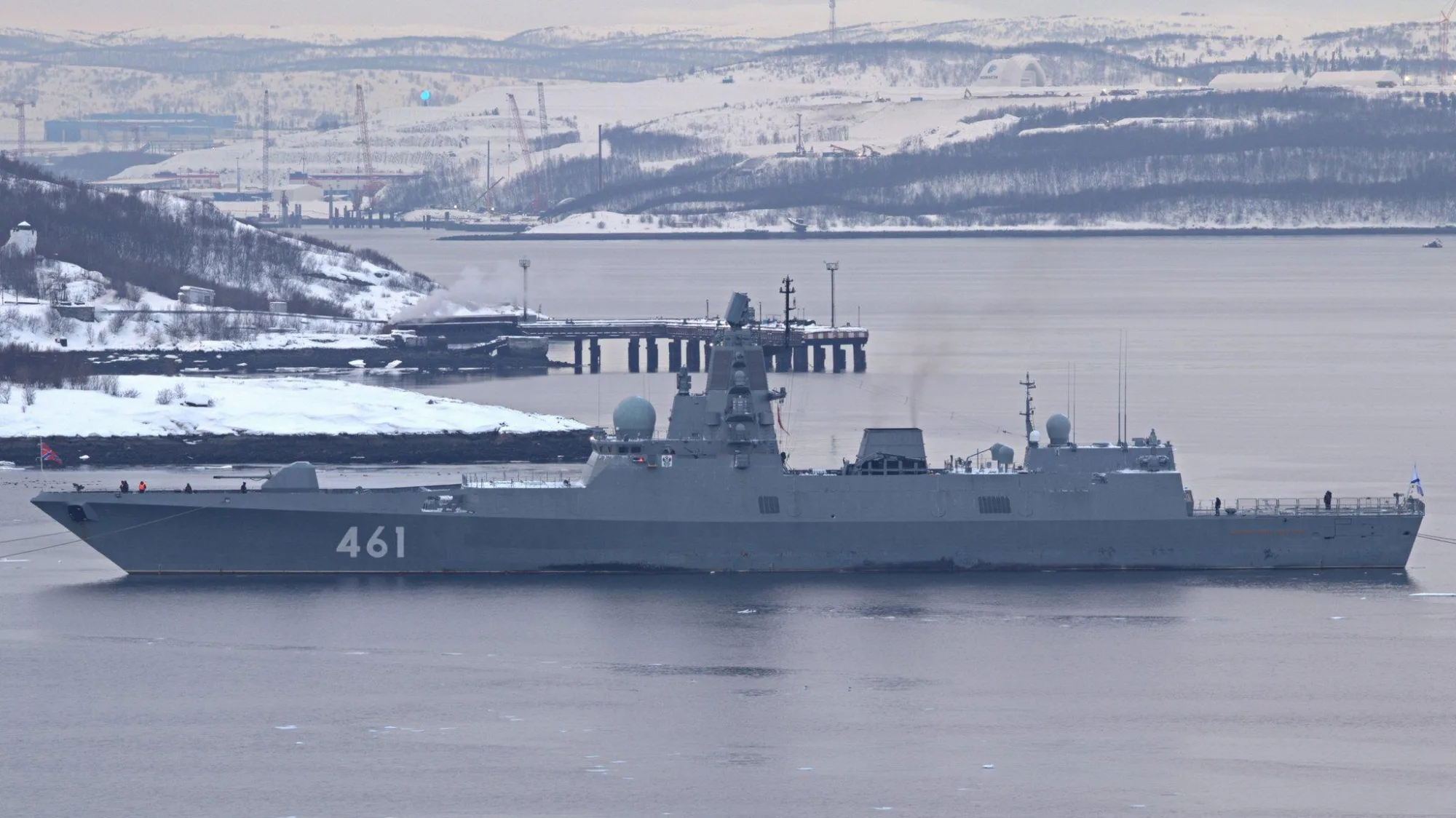 Fragata clase Gorshkov, proyecto 22350 «Almirante Kasatonov», ubicada en la Bahía de Kola, Severomorsk.
Foto: A. Guryev,