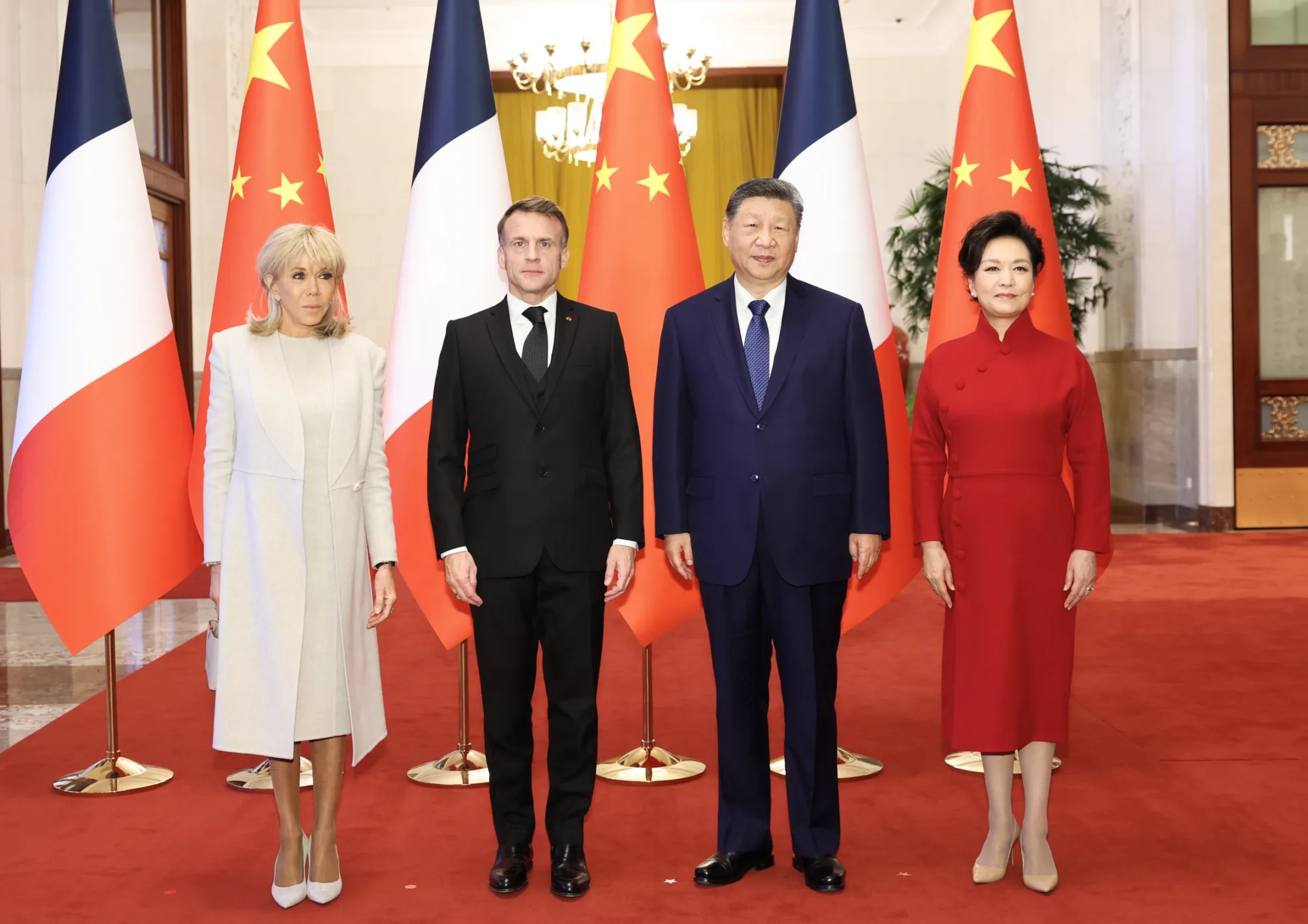 Xi Jinping y Emmanuel Macron durante su visita de Estado a China en diciembre de 2025. Créditos: portavoz Mao Ning.