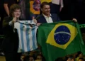 El presidente Javier Milei criticó a su par de Brasil, Luiz Inácio "Lula" da Silva, al afirmar que el país vecino posee el factor del “Riesgo Lula”. Créditos: Tendencia de Noticias.