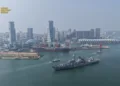 Ejercicios navales "Joint Sea-2026" entre las armadas de China y Rusia este mes cerca de Qingdao, en el Mar Amarillo, seguidos de una patrulla marítima conjunta en el Pacífico. Se trata de maniobras anuales desde 2012 bajo el plan de cooperación militar bilateral. Créditos: China Military Bugle.