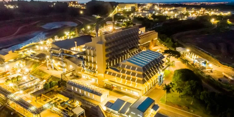 CBMM invertirá R$ 1.100 millones en crecimiento e innovación en 2025. Los proyectos se centran en ampliar las aplicaciones del niobio y desarrollar nuevos materiales. Créditos: Brasil Mineral.