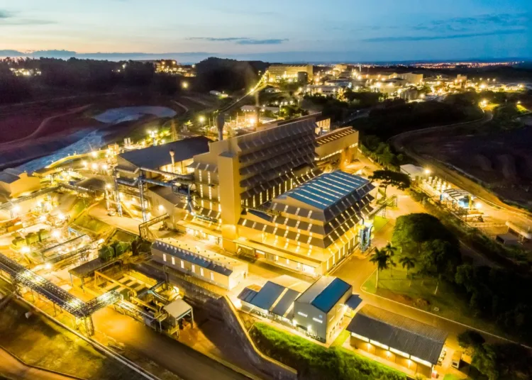 CBMM invertirá R$ 1.100 millones en crecimiento e innovación en 2025. Los proyectos se centran en ampliar las aplicaciones del niobio y desarrollar nuevos materiales. Créditos: Brasil Mineral.