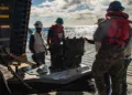 Pruebas logísticas y de fabricación aditiva en el USS Essex (LHD-2) durante RIMPAC 26, mostrando la integración de sistemas no tripulados. Créditos: U.S. Naval Institute.