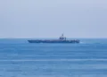 El USS George Washington transita por el estrecho de Luzón para llevar a cabo operaciones en el Mar de China Meridional. Crédito: página de la 7ª Flota X