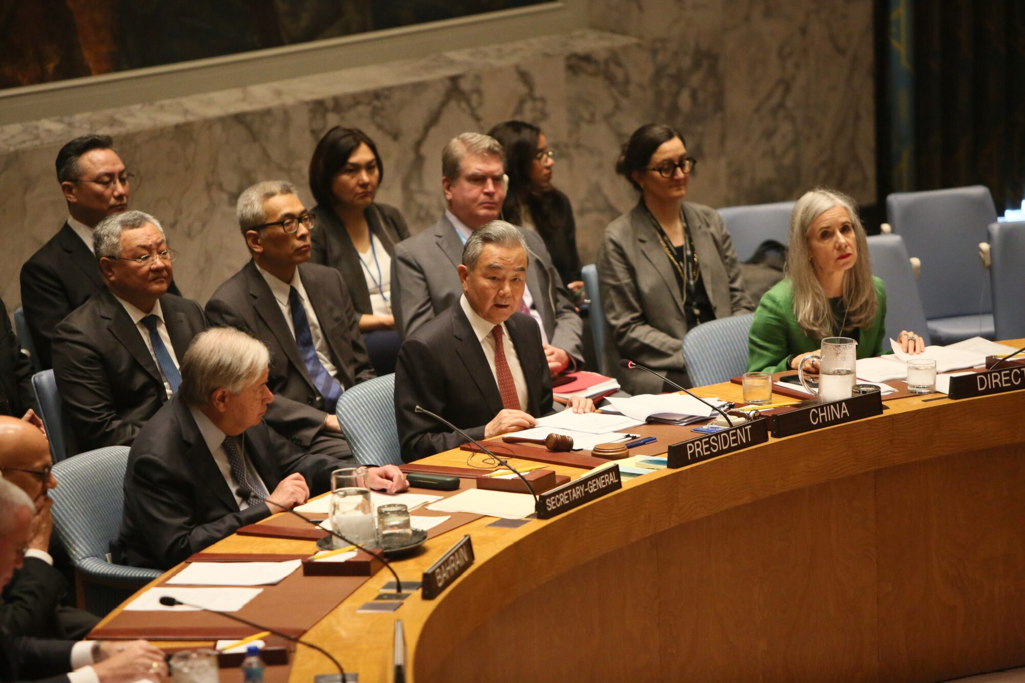 El ministro Wang Yi intervino en una sesión formal de la ONU, ilustrando el llamado de China al multilateralismo y a la unidad internacional. Créditos: portavoz chino Lin Jian.