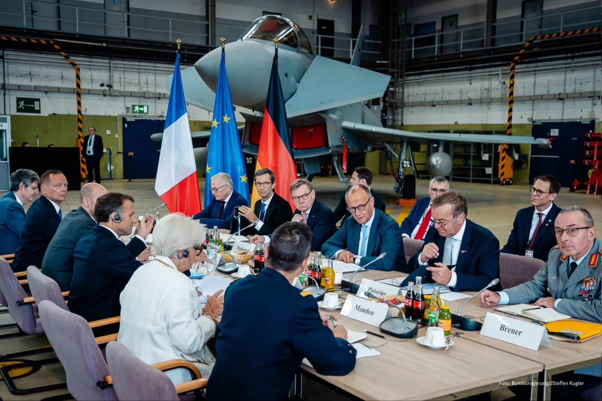 El Canciller alemán Friedrich Merz anuncia el fortalecimiento de la cooperación en defensa con Francia, incluyendo la participación de Alemania en ejercicios nucleares franceses este mismo año para reforzar la disuasión europea. Créditos: Friedrich Merz.