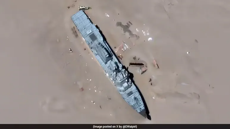 Las imágenes mostraban un sistema ferroviario de 6 metros de ancho con una diana del tamaño de un barco instalada.