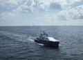 El vehículo de superficie autónomo Corsair, fabricado por Saronic Technologies Inc., es capaz de transportar 1,000 libras durante aproximadamente 1,000 millas náuticas, según la compañía. Fuente: Saronic Technologies