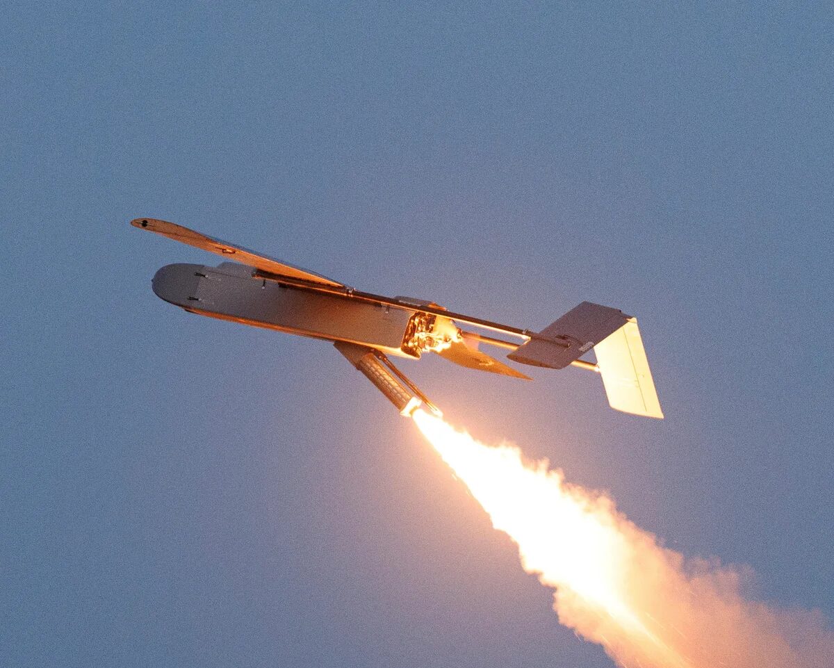 Un dron de ataque profundo. La planta atacada por Rusia fabricaba los drones de ataque profundo AQ-400 Scythe y AQ-100 Bayonet (no ilustrados). Fotografía: Valentyn Ogirenko/Reuters