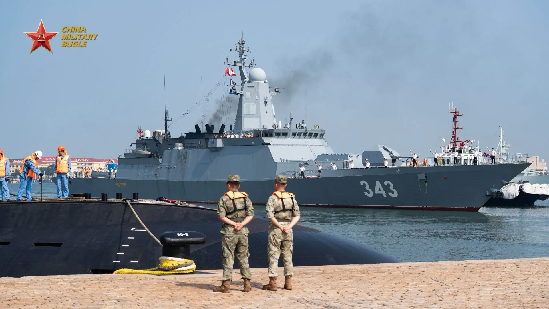 Oficiales rusos y chinos enfatizan que las actividades son defensivas, no dirigidas contra terceros y buscan fortalecer la confianza estratégica y la estabilidad regional. Créditos: China Military Bugle.
